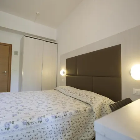 Gigliola Gatteo a Mare